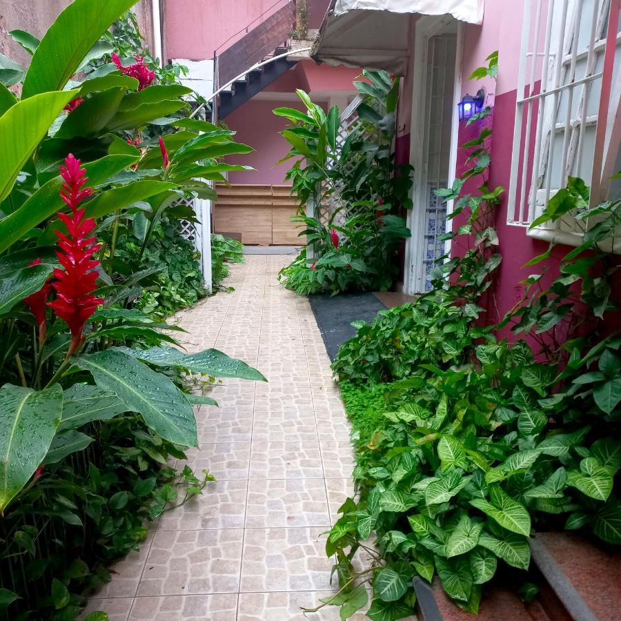 Linda Casa, Super Espacosa E Charmosa No Coracao De Botafogo Hébergement de vacances Rio de Janeiro